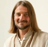 Foto di Jayadev Jaerschky