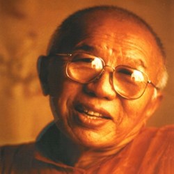 Urgyen Tulku (Rinpoche)