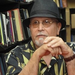 Foto di James Ursini