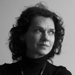 Foto di Asli Erdogan