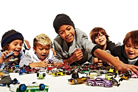 HOT WHEELS - 5 Veicoli, Confezione Assortimento di Veicoli in scala 1:64 - 7