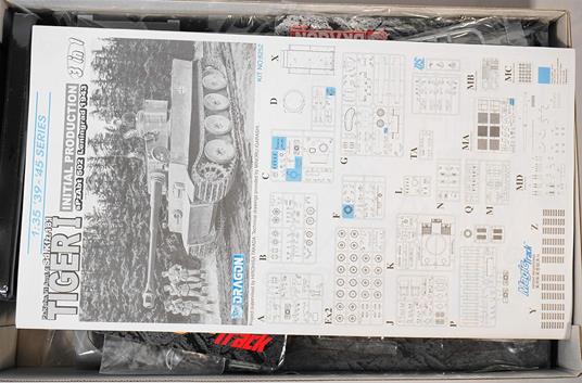 Tiger I Initial Production S.Pz.Abt.502 Leningrad 1943 (3 In 1) - 2