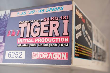Tiger I Initial Production S.Pz.Abt.502 Leningrad 1943 (3 In 1) - 5