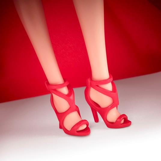 Barbie Magia delle Feste 2022, bambola con abito rosso, stella di Natale applicata alla scollatura - 5