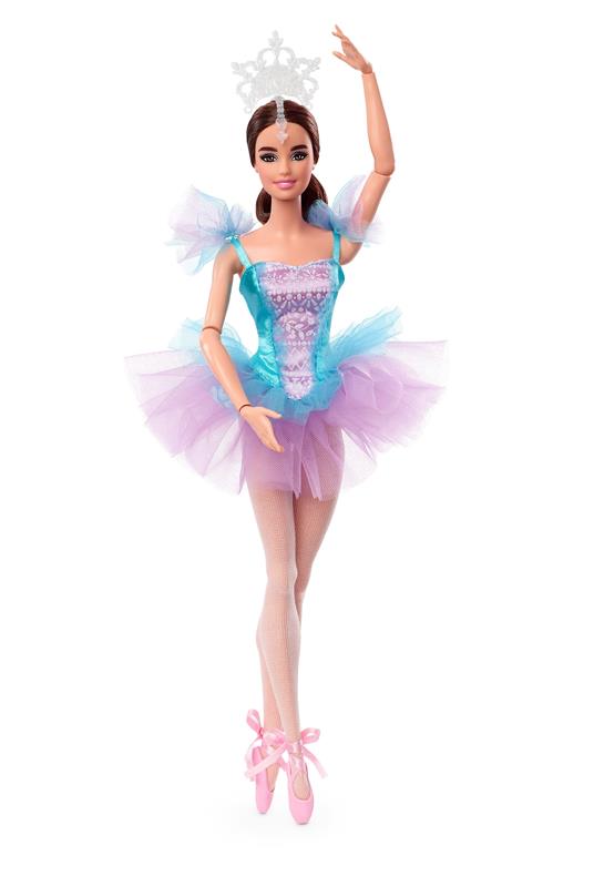 Barbie - Ballet Wishes Signature, Bambola snodata in costume da ballerina, con tutù, scarpette a punta e coroncina