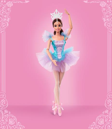 Barbie - Ballet Wishes Signature, Bambola snodata in costume da ballerina, con tutù, scarpette a punta e coroncina - 7