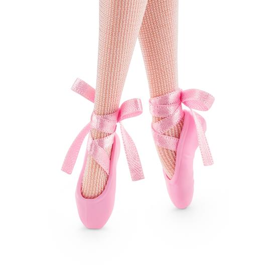 Barbie - Ballet Wishes Signature, Bambola snodata in costume da ballerina, con tutù, scarpette a punta e coroncina - 8