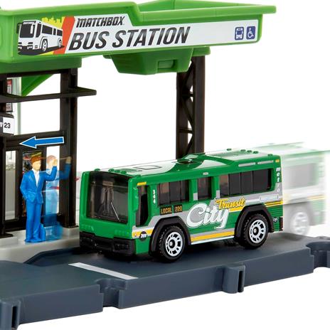 Matchbox Matchbox Bus Station, bus in scala 1:64 e una speciale stazione di ricarica - 4
