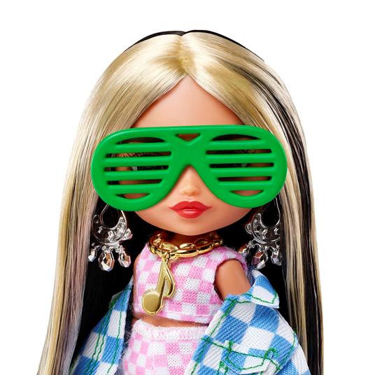 Barbie - Extra Minis Mini Bambola Articolata con Giacca a Quadri e Morbidi Capelli Bicolore - 3