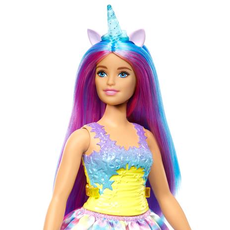 Barbie Dreamtopia, bambola dai capelli blu e viola, corpetto scintillante gonna rimovibile con stampa di nuvole e arcobaleni - 3