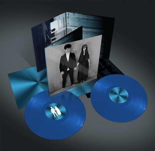 Songs of Experience (Blue Coloured Vinyl 180 gr. + Download) - Vinile LP di U2 - 2
