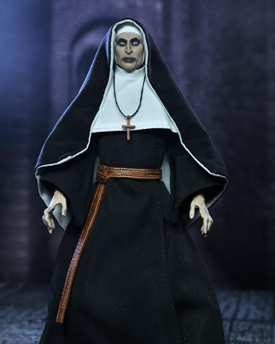 Neca - The Conjuring Universe - Figure Ultimate The Nun (Valak) 18 cm
