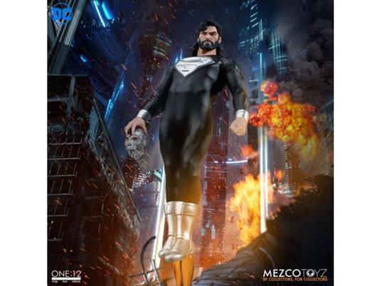 One 12 Collect Superman Recovery Suit Af Action Figura Mezco Toys