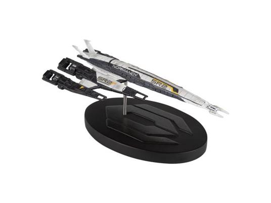 Mass Effect Replica Cerberus Normandy SR-2 15 Cm Dark Horse