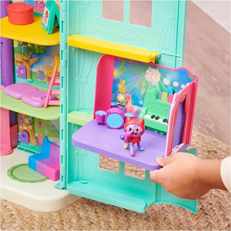 Gabby's Dollhouse, Groovy Music Room con Personaggio Daniel James Catnip, 2 Accessori, 2 mobili e 2 scatole con Sorpresa - 4