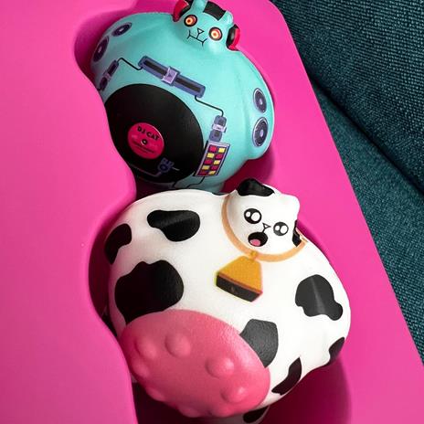 Asmodee Exploding Kittens: Catchables - DJ Gatto, Gioco da Tavolo, 8+ Anni, 2+ Giocatori, Edizione in Italiano - 3