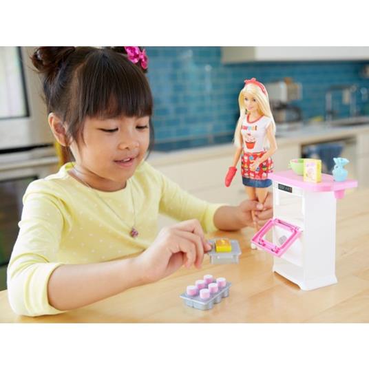 Barbie Fairytale. Barbie Pasticcera Playset (FHP57) - 12