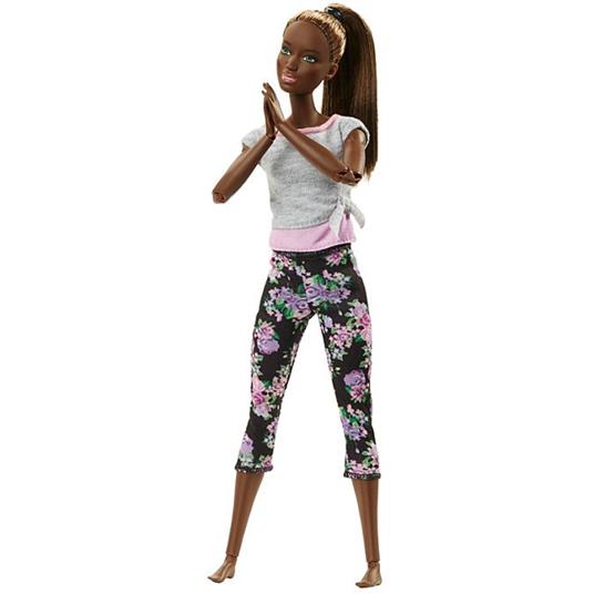 Barbie Snodata con 22 Punti di Snodo e Abiti da Yoga. Multicolore - 3