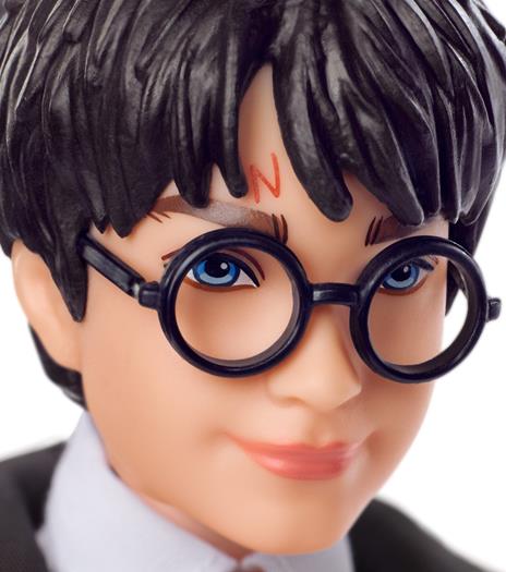 Harry Potter Personaggio Harry con Uniforme di Hogwarts e Bacchetta - 6