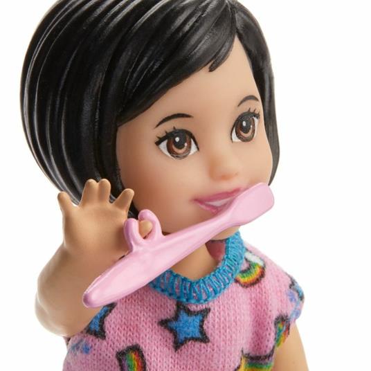 Barbie Skipper Babysitter Playset Nanna, Lettino e Accessori, Giocattolo per Bambini 3+ Anni, GHV88 - 3