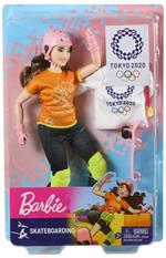 Barbie Carriere Giochi Olimpici Tokyo 2020, Bambola Skateboarder con Accessori Giocattolo per Bambini 3+ Anni, GJL78