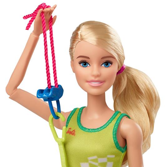 Barbie Carriere Giochi Olimpici Tokyo 2020, Bambola Arrampicatrice con Accessori Giocattolo per Bambini 3+ Anni, GJL75 - 5