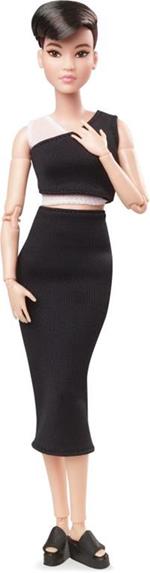Barbie Signature Barbie Looks bambola snodata (petite, castana)