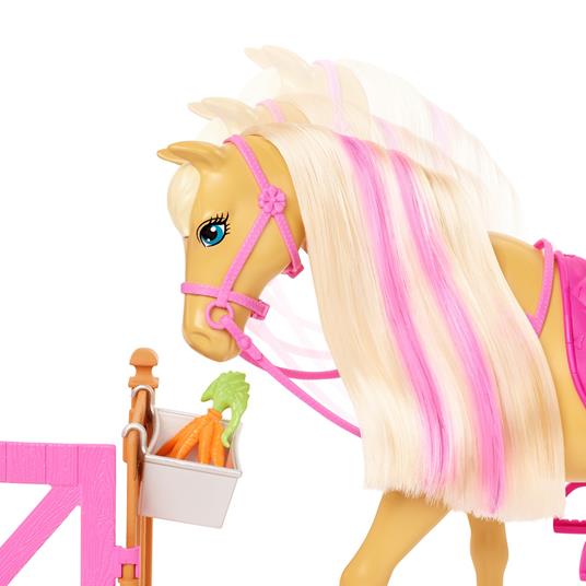 Barbie Il Ranch di Barbie Playset con bambola, 2 cavalli e oltre 20 accessori inclusi. Mattel (GXV77) - 4