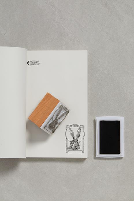 La Magia. Timbro Ex-Libris - 2