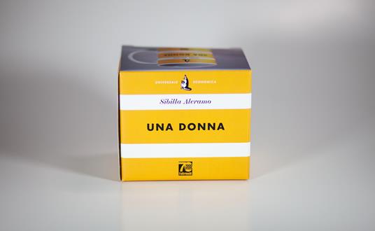 Tazza Mug Feltrinelli. Una donna - 4