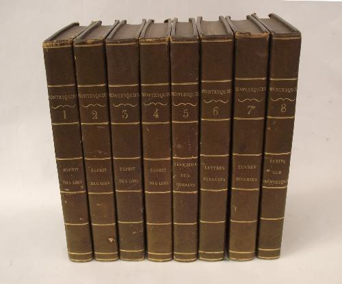 Oeuvres. Nouvelle édition contenant l'éloge de Montesquieu par M. Villemain, les notes d'Helvétius, de Condorcet, et le commentaire sur l'esprit des lois - Charles L. de Montesquieu - copertina