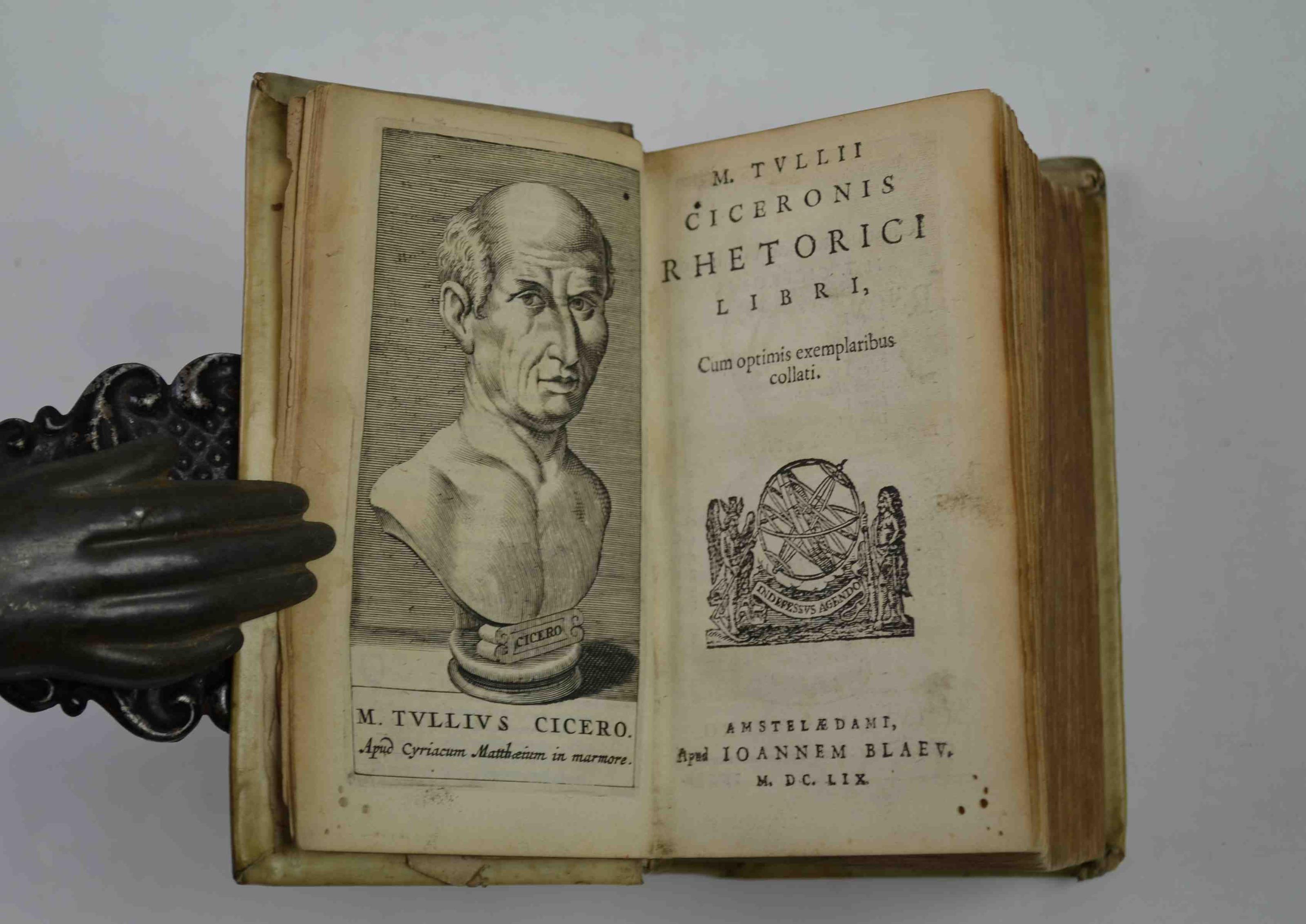 M. Tullii Ciceronis Rhetorici libri cum optimis exemplaribus accurate collata