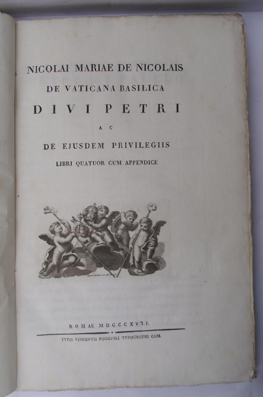 Nouveau manuel complet des Gardes Nationaux de France, contenant l'école du soldat et de peloton, du 4 mars 1831, etc., les lois et ordonnances sur la Garde Nationale, la loi sur les émeutes, la consigne des postes, le modèle du drapeau, etc., l'ordr - copertina