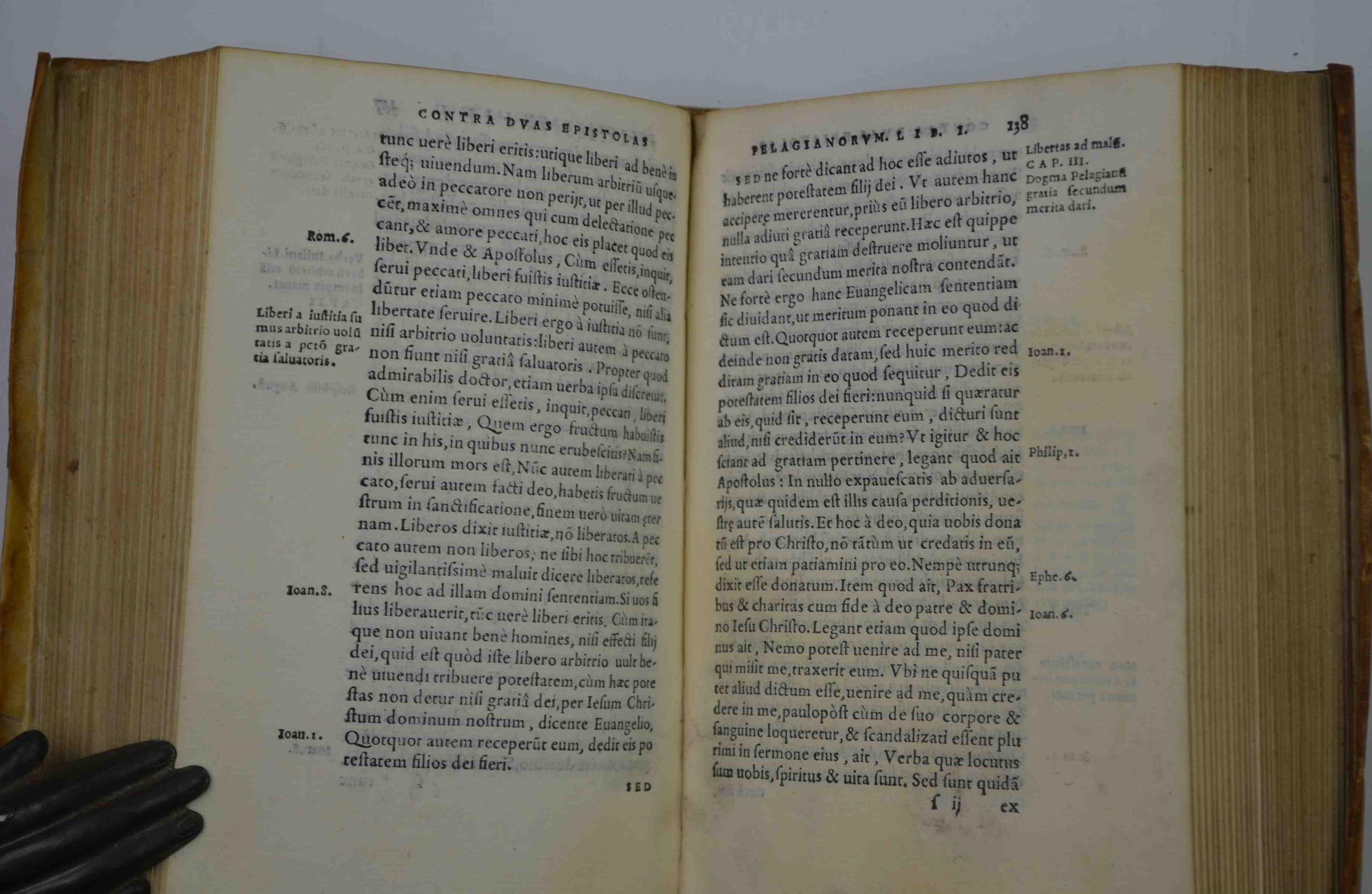 Opusculorum tomus tertius quo omnia, quae ad fidem et opera spectant, declarantur: ex libris eiusdem a m. Augustino Fregoso Sosteneo excerptus, et scholiis, argumentis et indice locupletatus