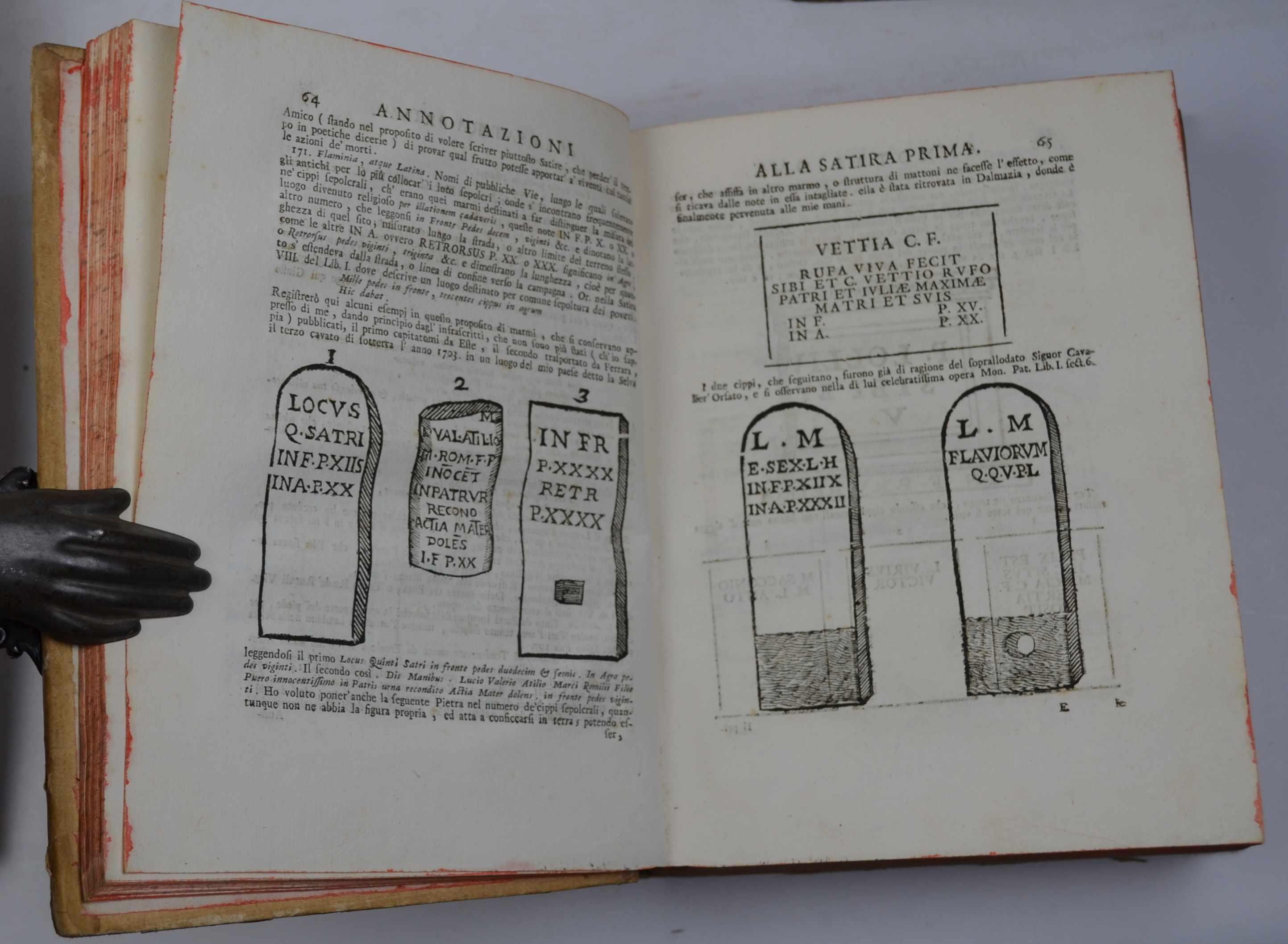 Giuvenale e Persio spiegati con la dovuta modestia in versi volgari. Ed illustrati con varie Annotazioni dal Conte Cammillo Silvestri da Rovigo