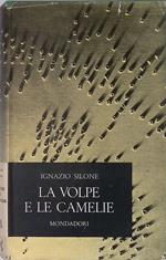 La volpe e le camelie