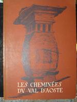 Les Cheminées du Val d'Aoste: sur les sentiers du passé. Texte et mise en pages de Robert Berton. Préface de Charles Mollino, professeur à la faculté d'architecture de l'Echole Polytechnique de Turin. Les 100 dessins au crayon ont été réalisés par l'arti