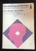 Introducing psychology - Wright - copertina