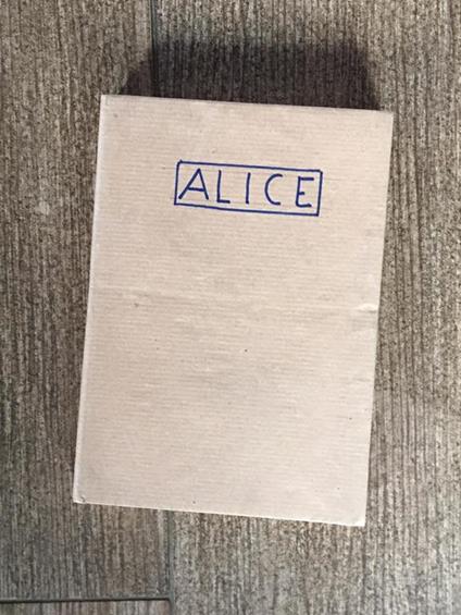 Alice nel paese delle meraviglie - Lewis Carroll - copertina