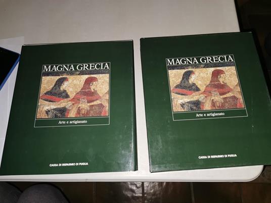Magna Grecia - Giovanni Pugliese Carratelli - copertina