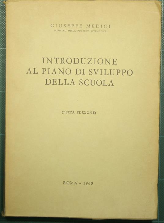 Introduzione al piano di sviluppo della scuola - Giuseppe Medici - copertina