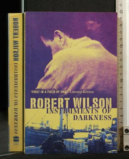 Instruments Of Darkness - Robert Wilson - copertina