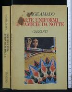 Alte Uniformi e Camicie da Notte