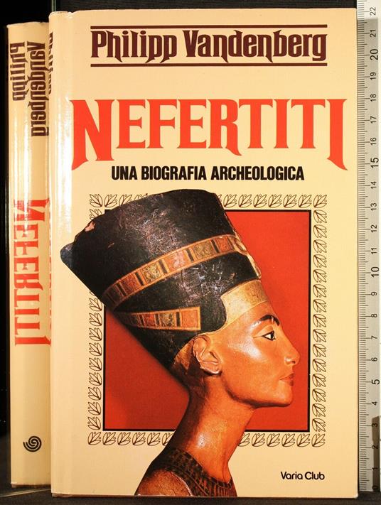 Nefertiti - Philipp Vandenberg - copertina