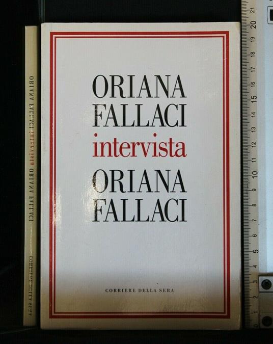 Intervista - Oriana Fallaci - copertina