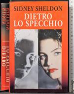 Dietro lo specchio