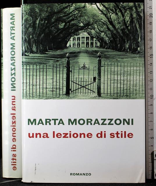 Una lezione di stile - Marta Morazzoni - copertina