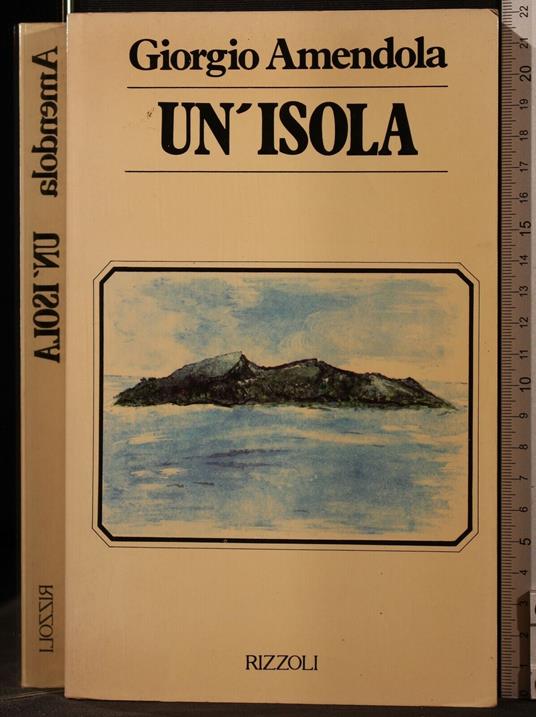 Un'Isola - Giorgio Amendola - copertina