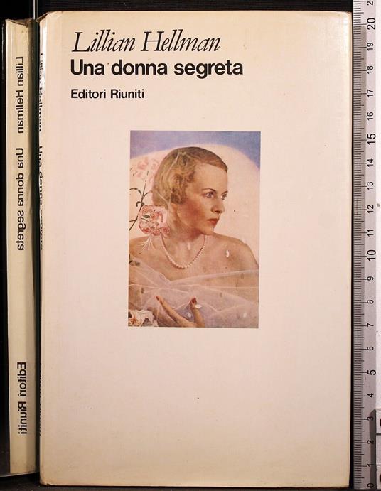 Una donna segreta - Lillian Hellman - copertina