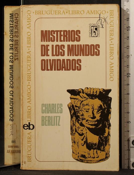 Misterios de los mundos olvidados - Charles Berlitz - copertina